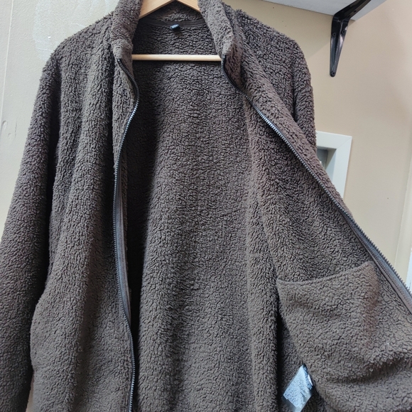 UNIQLO 2019 Fluffy Yarn Fleece Full-zip Jacket Dark Brown L size - Picture 6 of 12